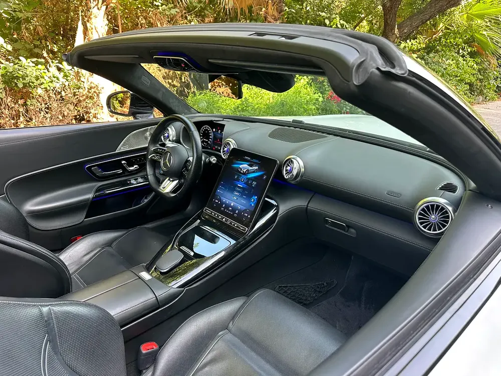 2024 Mercedes-Benz SL 63 AMG Roadster | 4.0L V8 Twin-Turbo AMG | 585 HP | Perfect Condition - Image 16