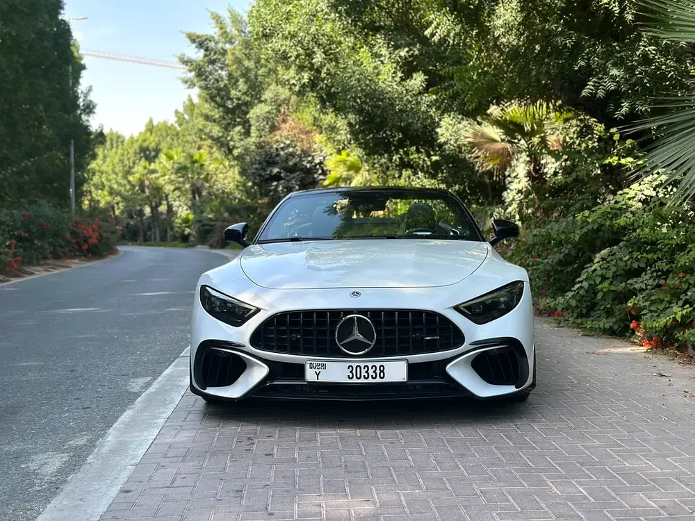2024 Mercedes-Benz SL 63 AMG Roadster | 4.0L V8 Twin-Turbo AMG | 585 HP | Perfect Condition - Image 4