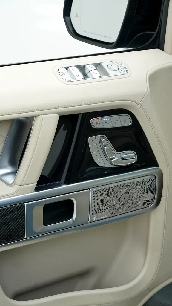 2022 Mercedes-Benz G-Class G 63 AMG | UNDER WARRANTY 2 YEARS GARGASH | GCC Specs  | - Image 9