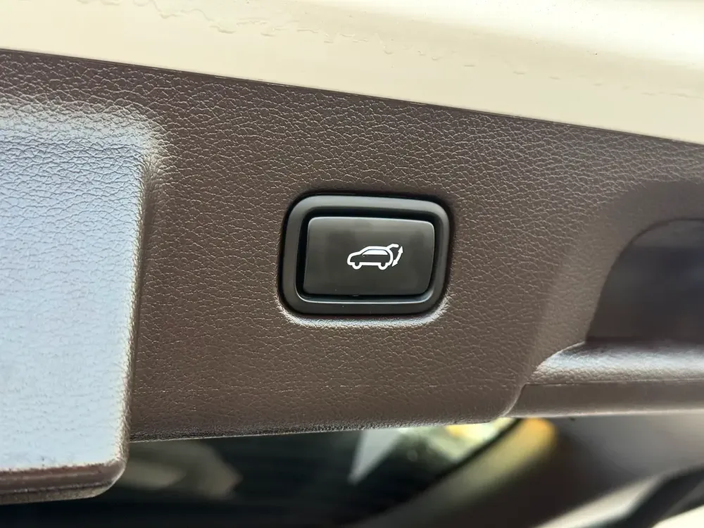 2020 HYUNDAI PALISADE LIMITED 4x4 DOUBLE SUNROOF 360CAMERA FULL OPTIONS IMPORTED FROM USA - Image 17