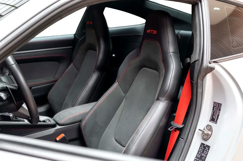 PORSCHE 911 Carrera 4 GTS (992.2) | AEROKIT PACKAGE | WARRANTY TILL 2029 - Image 14