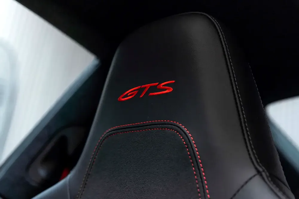 PORSCHE 911 Carrera 4 GTS (992.2) | AEROKIT PACKAGE | WARRANTY TILL 2029 - Image 16
