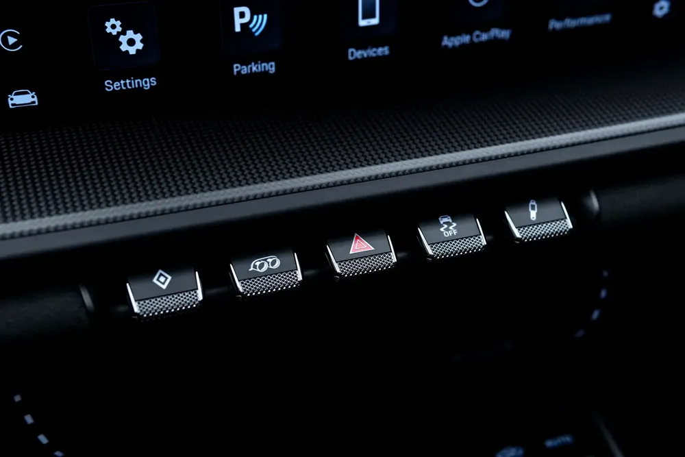 PORSCHE 911 Carrera 4 GTS (992.2) | AEROKIT PACKAGE | WARRANTY TILL 2029 - Image 17