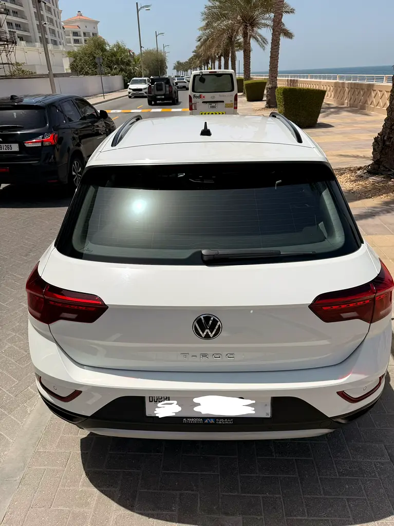 VOLKSWAGEN T-ROC STYLE 1.4 TSI 2023 | GCC SPECS | FULL VW SERVICE HISTORY | ACCIDENT FREE - Image 7