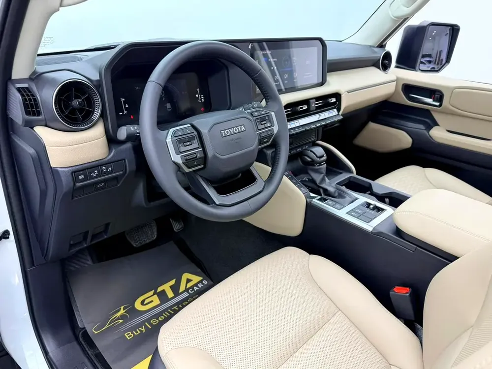 2025 Toyota Prado GXL, 2028 Toyota Warranty, Very Low Km, 7 Seater, Fully Loaded, GCC - Image 11
