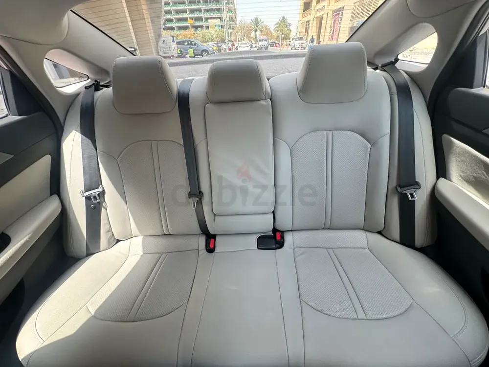 Hyundai Sonata 2019 - Image 8