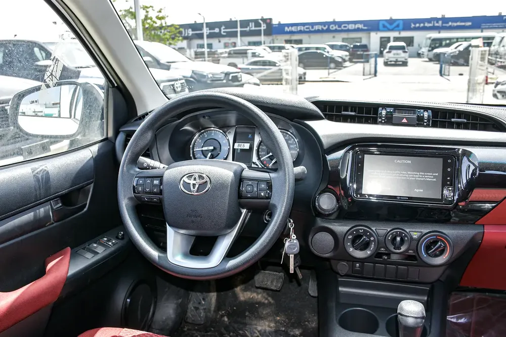2025 Toyota Hilux Double Cab GLX - GCC Specs - Brand New! - Image 10