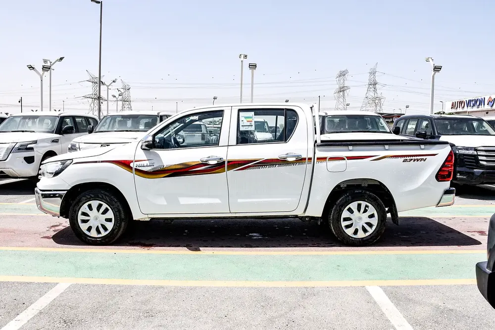 2025 Toyota Hilux Double Cab GLX - GCC Specs - Brand New! - Image 13