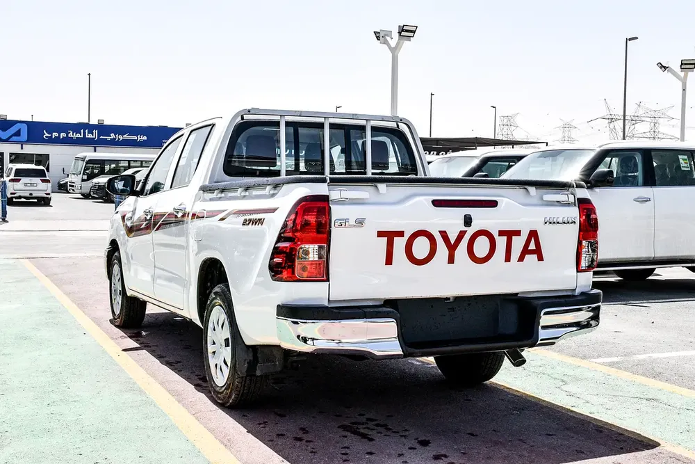 2025 Toyota Hilux Double Cab GLX - GCC Specs - Brand New! - Image 18