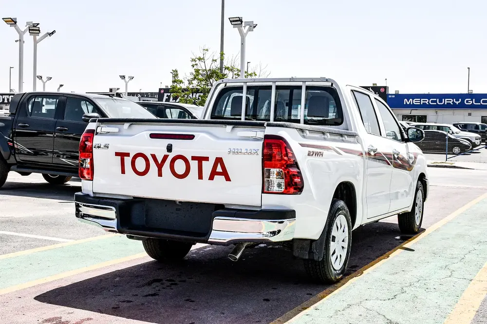 2025 Toyota Hilux Double Cab GLX - GCC Specs - Brand New! - Image 5