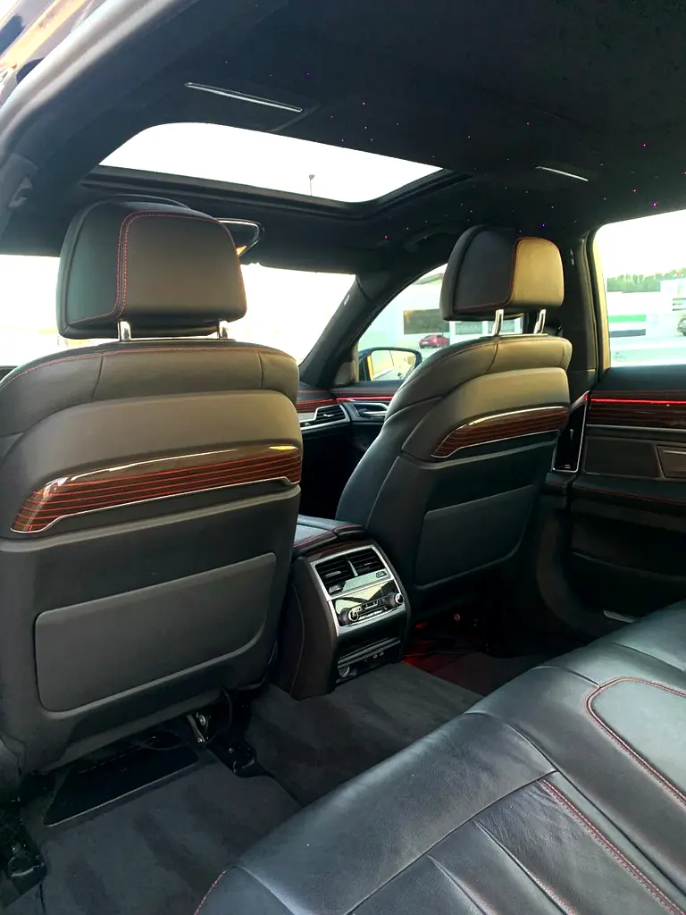 BMW 7-Series 740i Exclusive 2021 | American Specs | Pristine Condition - Image 13
