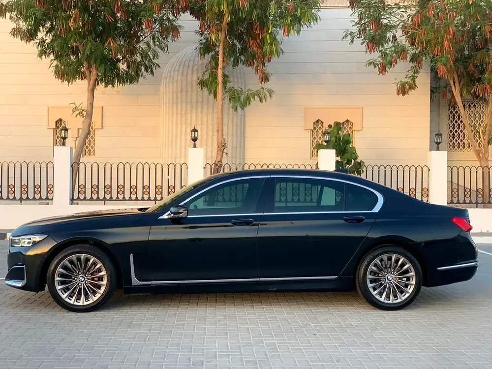 BMW 7-Series 740i Exclusive 2021 | American Specs | Pristine Condition - Image 5