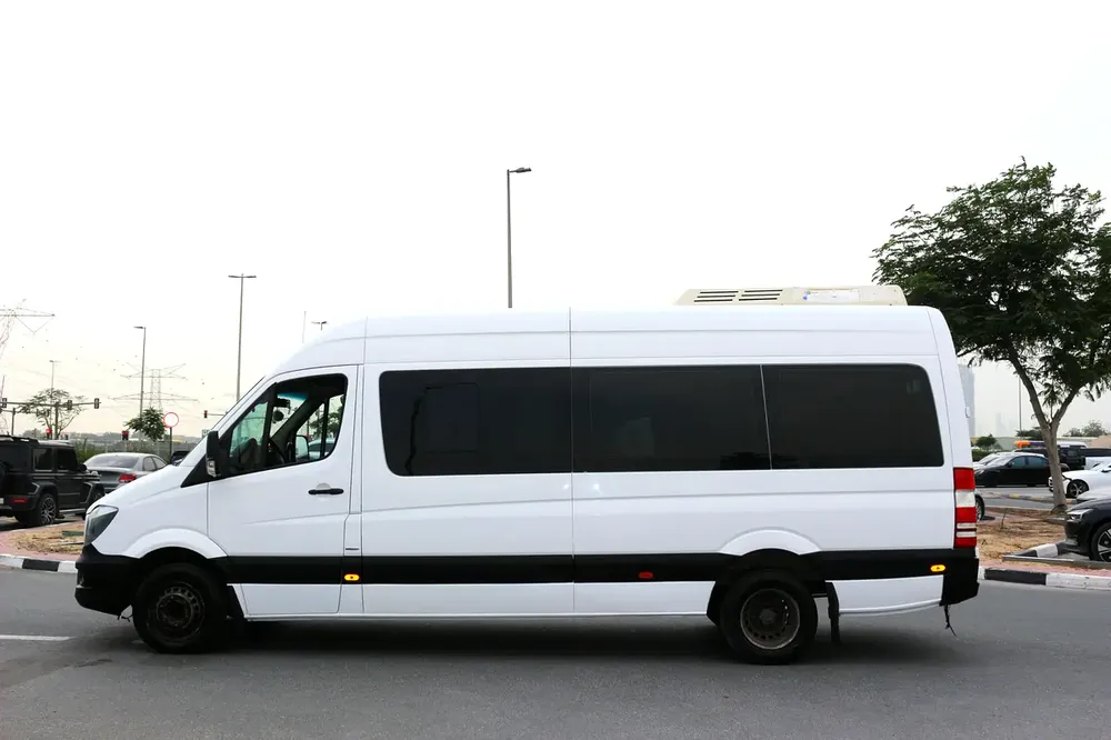 Mercedes-Benz Sprinter 519 CDI, 2016, European Specs - Image 8
