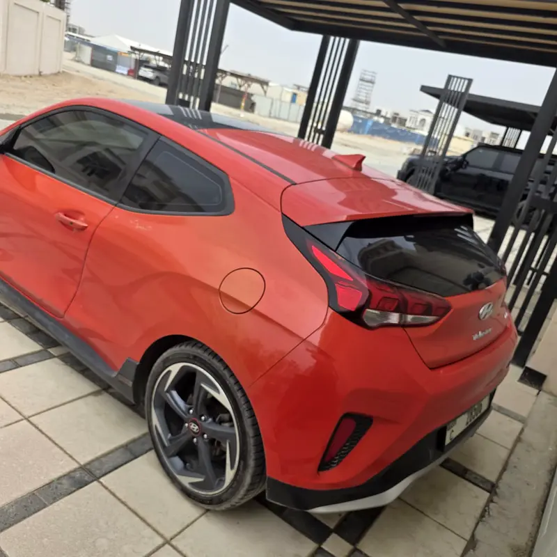 Hyundai Veloster 1.6 Turbo 2019 - American Specs - GCC Ready! Lady Driven - Image 4