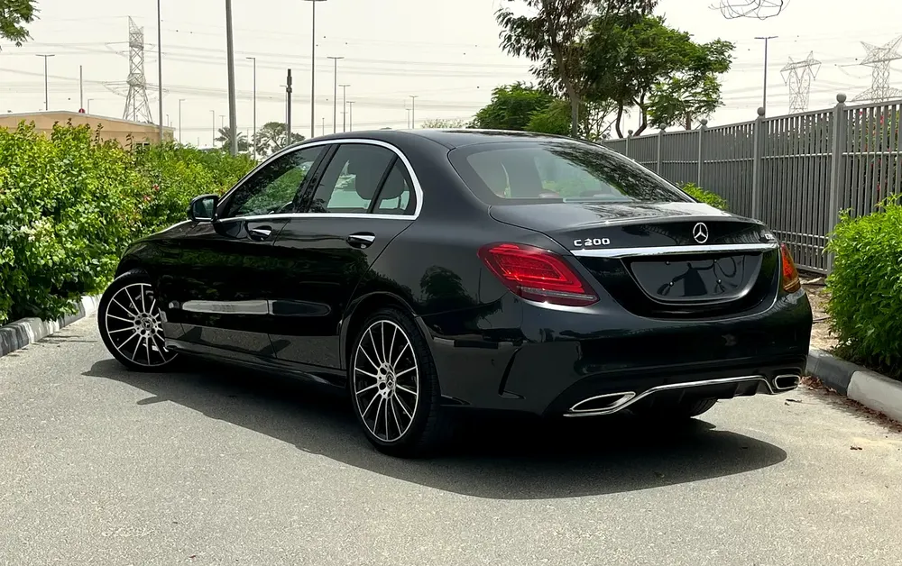 Mercedes-Benz C-Class C200 2020 | GCC Specs | Low Mileage | Pristine Condition - Image 4