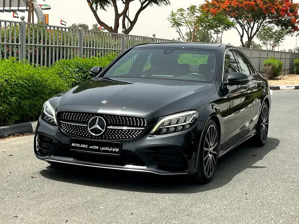 Mercedes-Benz C-Class C200 2020 | GCC Specs | Low Mileage | Pristine Condition - Image 7