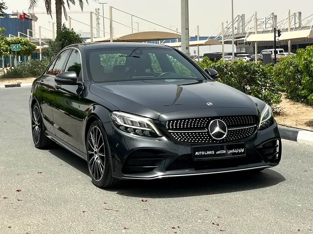 Mercedes-Benz C-Class C200 2020 | GCC Specs | Low Mileage | Pristine Condition - Image 8