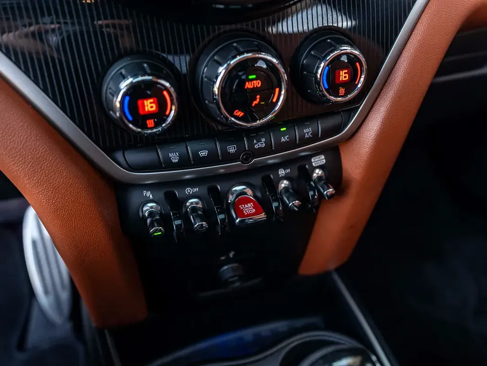 0% DOWN PAYMENT! | EID WINDOW | MINI COUNTRYMAN COOPER S | 10 DAYS TO BEAT THE SURGE | WARRANTY - Image 17