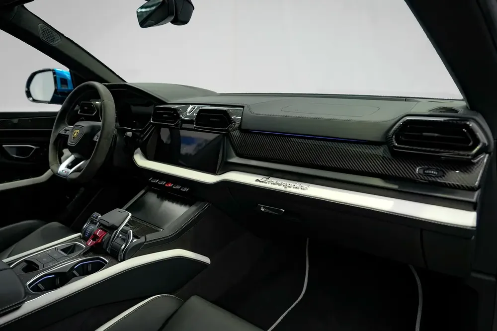 Lamborghini URUS SE 2025 | Certified Pre-Owned | Dealer Warranty | Service Contract - Image 8