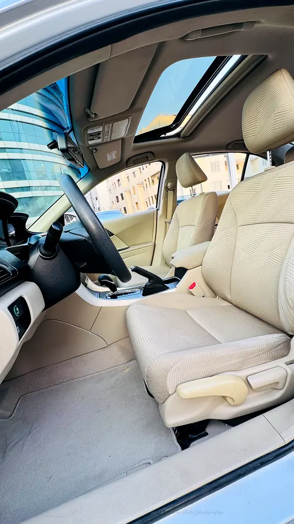 Honda Accord 2014 GCC Specs accident free full option, single owner excellent condition - Image 12