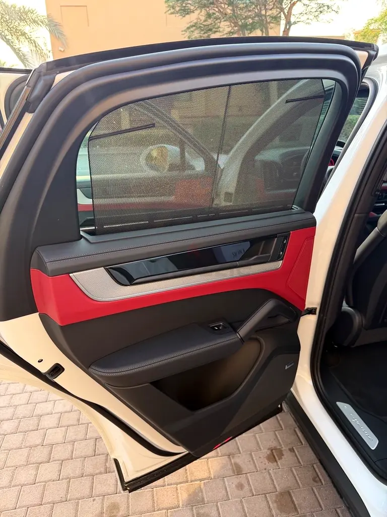 2024 Porsche Cayenne Coupe | GCC Specs | Brand New - Image 6