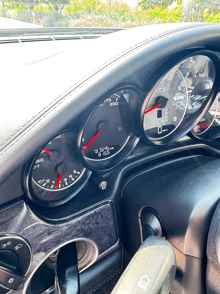 Porsche Panamera GTS 2014 | Registered  Serviced at the Porsche UAE Dealer | Low Mileage - Image 10