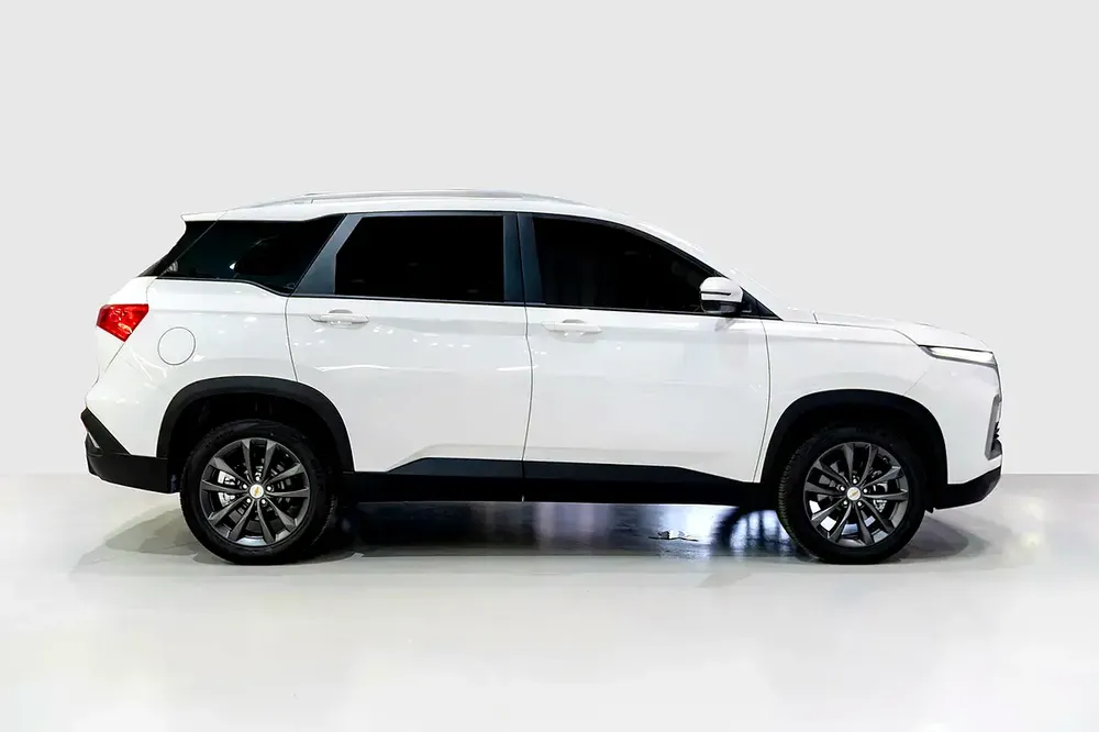Chevrolet Captiva LS - 2023 - Image 14