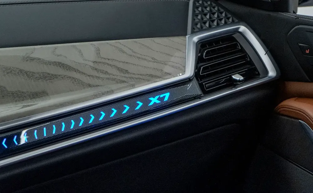 2025 BMW X7 xDrive40i, With 5 Years Warranty  Service Contract, Fully Loaded, GCC Specs - Image 15