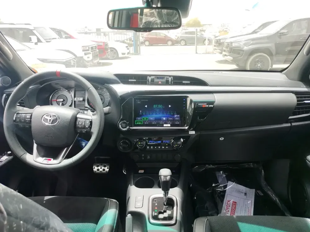 Toyota Hilux GR Sport 2025 - Brand New - Image 5