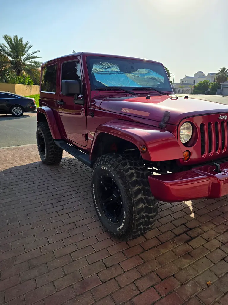 Jeep Wrangler Sahara - Jeepers Edition - Low Klm - Agency Serviced - Image 13