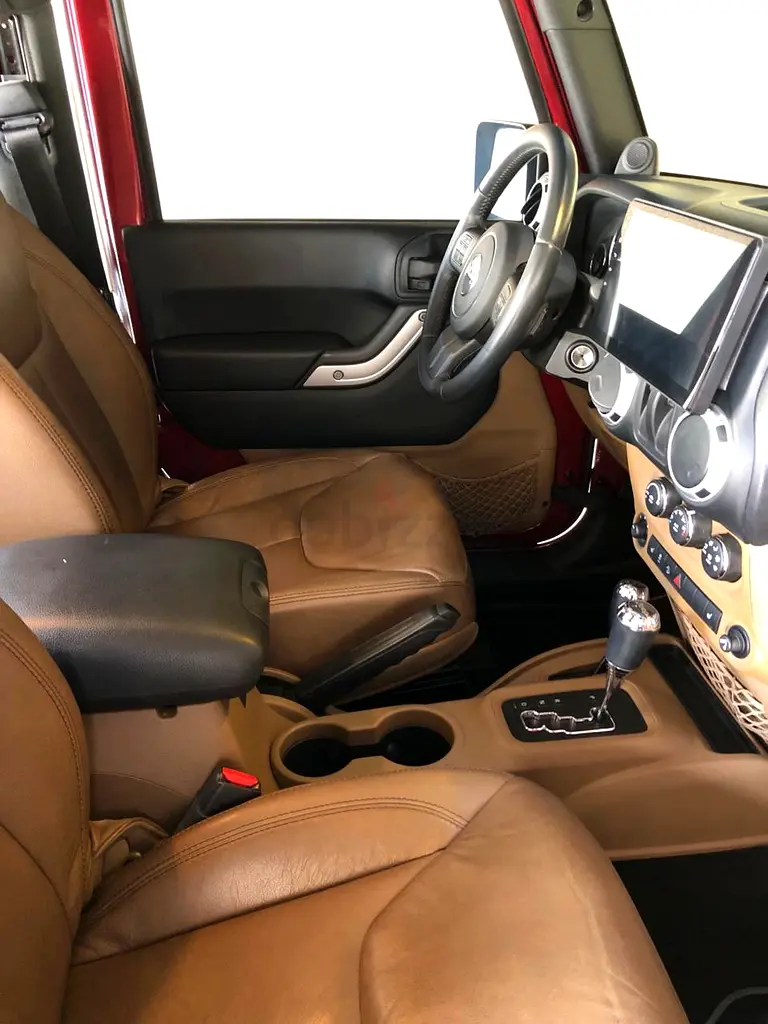 Jeep Wrangler Sahara - Jeepers Edition - Low Klm - Agency Serviced - Image 6