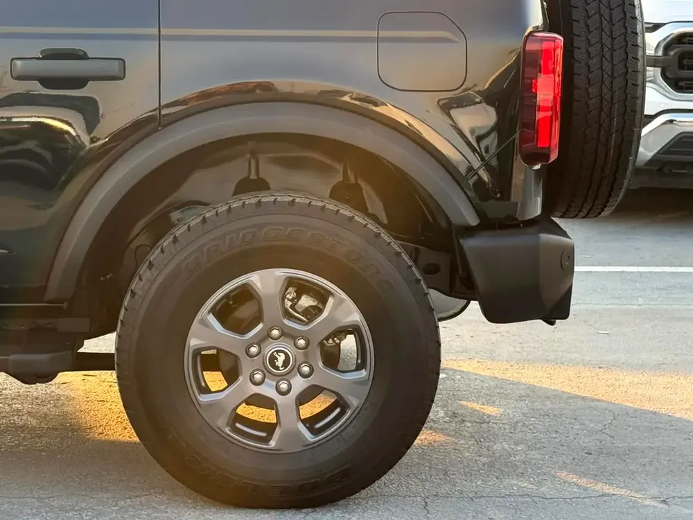 Ford Bronco Big Bend 2023 Export Price @ 150,000 AED - Image 10
