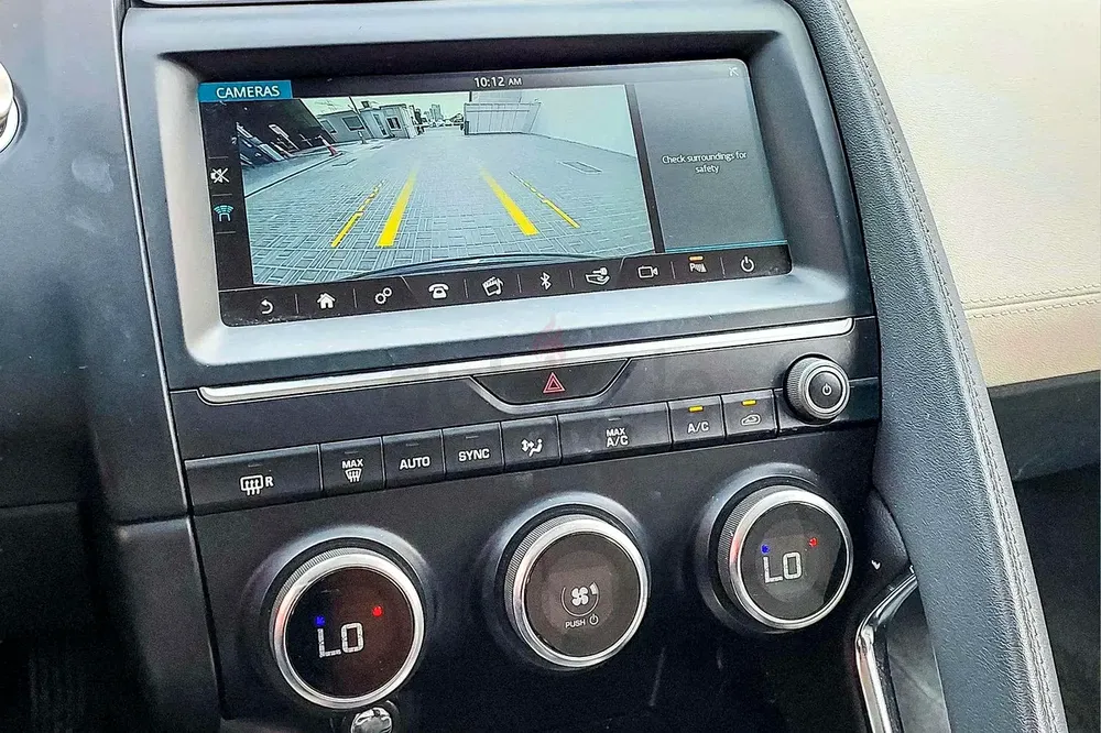 AED 912/month | 2019 Jaguar E-Pace  | GCC Specs | Ref#453073 - Image 13
