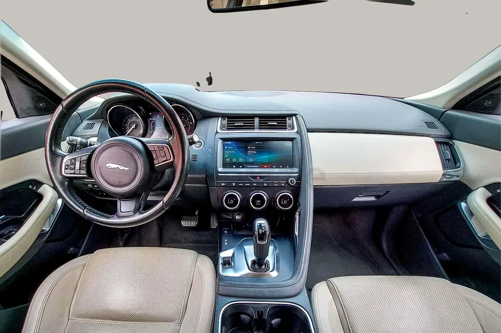 AED 912/month | 2019 Jaguar E-Pace  | GCC Specs | Ref#453073 - Image 9