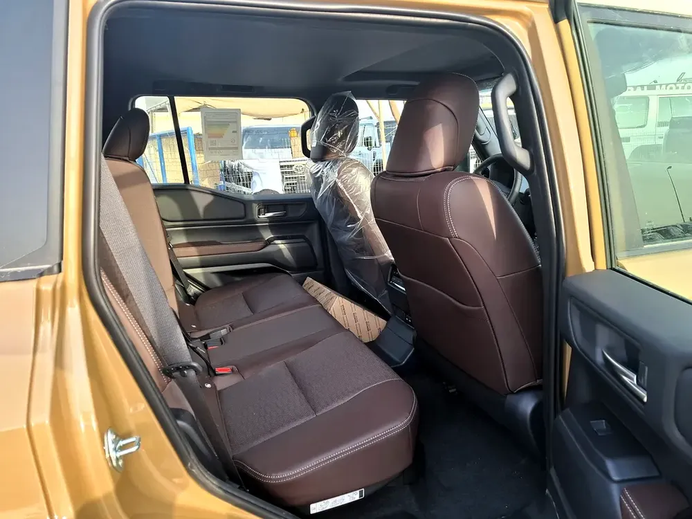 Toyota Prado 2.4L 2026 Adventure Sand/Safari Petrol (Export Only) - Image 15