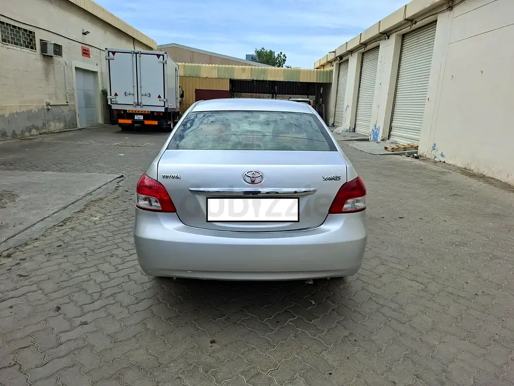 Toyota Yaris 2008 GCC Perfect Condition - Image 4