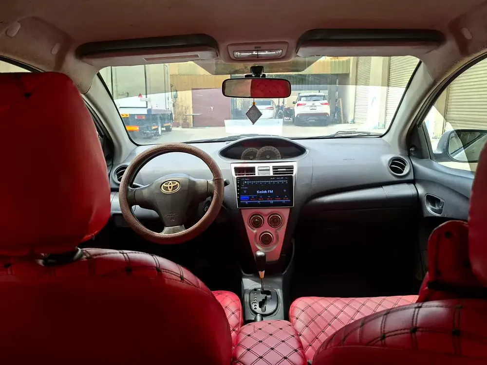 Toyota Yaris 2008 GCC Perfect Condition - Image 8