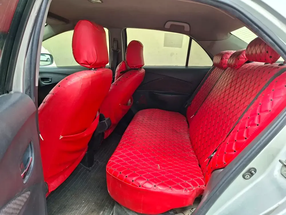 Toyota Yaris 2008 GCC Perfect Condition - Image 9