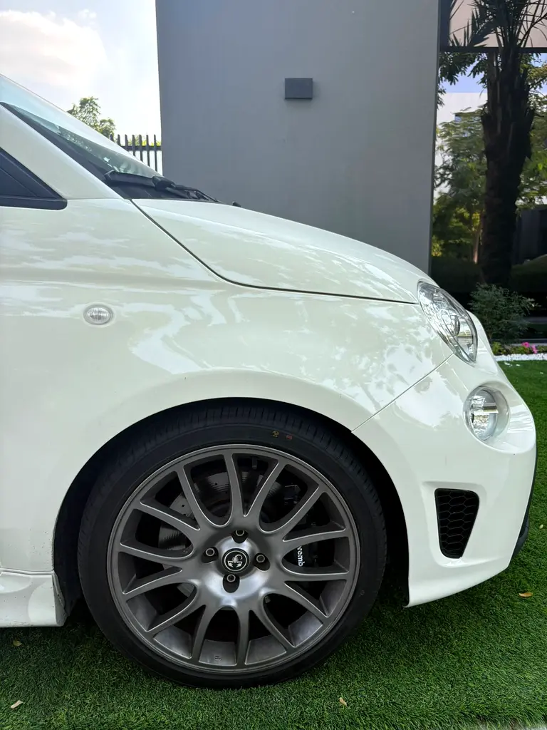 Abarth 695 Turismo ( 2023 Model ) GCC Specs - Image 5
