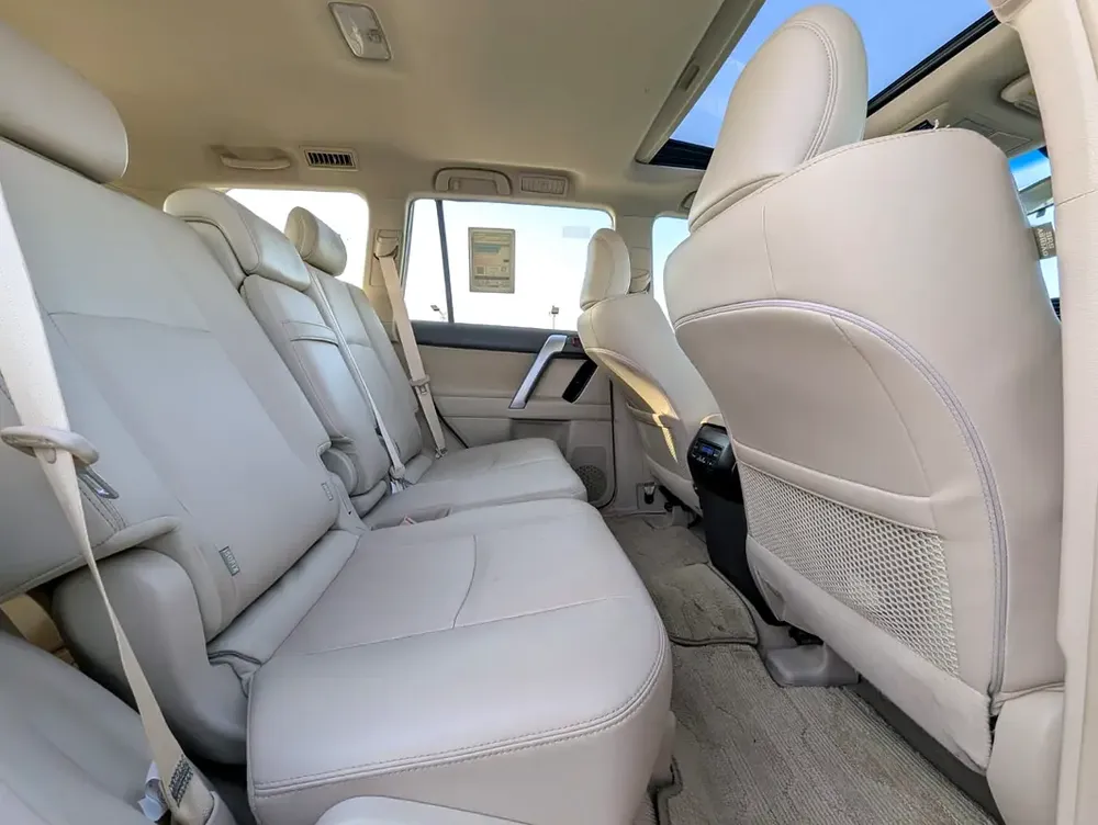 TOYOTA PRADO 2022 TXL TOP FULL OPTION GCC IN EXCELLENT CONDITION - Image 6
