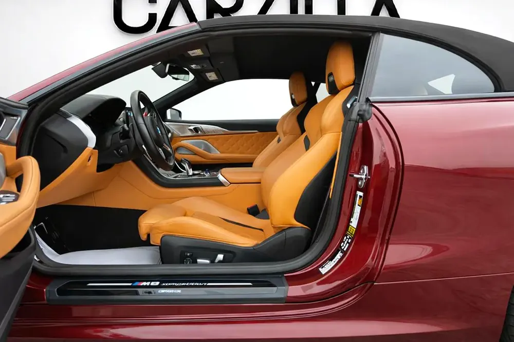 AED 7,638 P.M l 0% Down Payment lCompetition Convertible l Carbon Core – 617 HP – Clean Carfax - Image 11