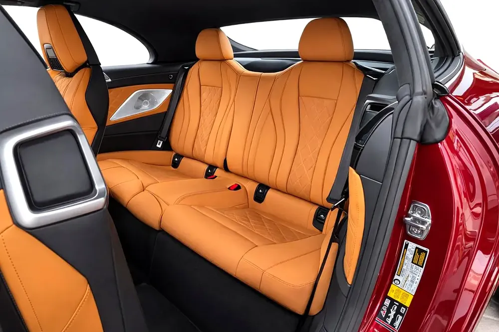 AED 7,638 P.M l 0% Down Payment lCompetition Convertible l Carbon Core – 617 HP – Clean Carfax - Image 13