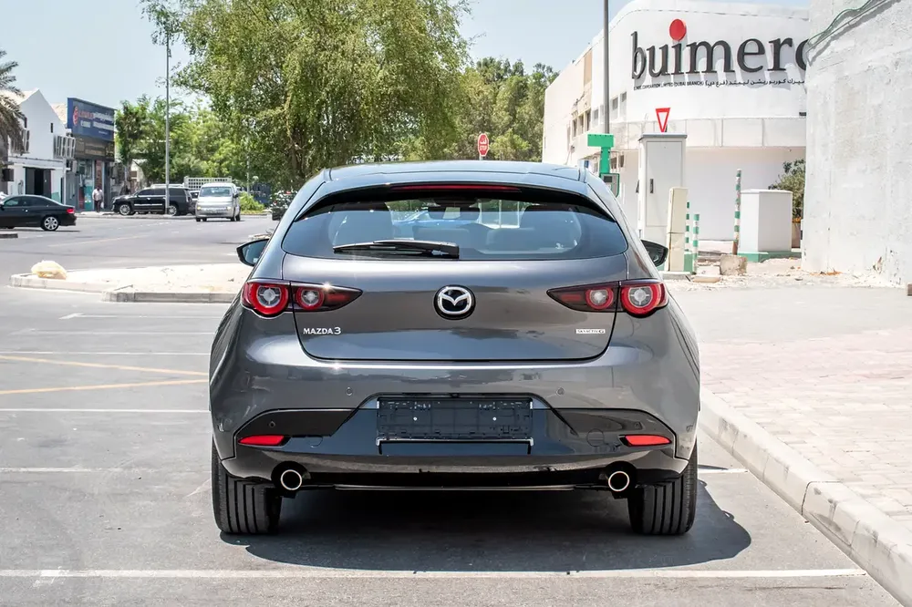 UNDER SERVICE CONTRACT & WARRANTY UNTIL JAN. 2028 OR 160K KM.-GCC-0% DP-FINANCE 5 YEARS - Image 15
