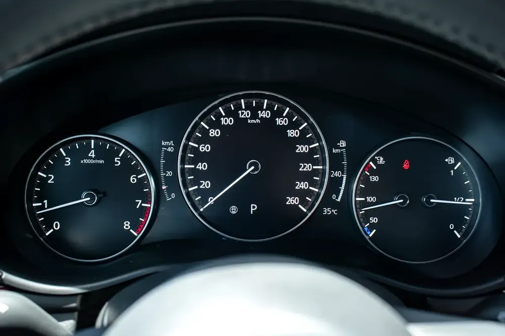 UNDER SERVICE CONTRACT & WARRANTY UNTIL JAN. 2028 OR 160K KM.-GCC-0% DP-FINANCE 5 YEARS - Image 7