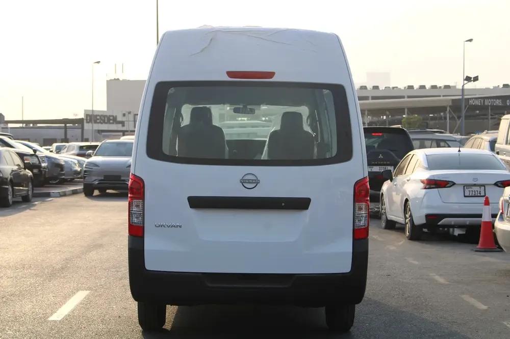 LHD - NISSAN URVAN 2.5L PETROL STD BODY HIGH ROOF 3 SEATER CARGO VAN MANUAL - EXPORT ONLY - Image 5
