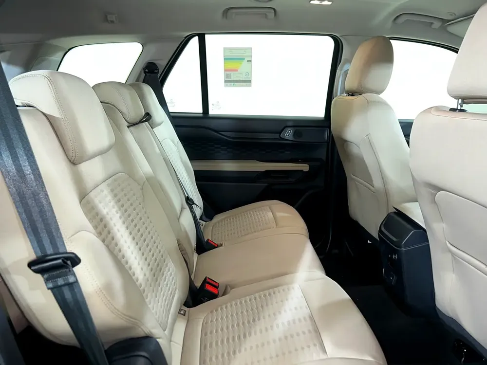 EVR224 EVEREST XLS 4WD / AL QOUZ SHOWROOM - Image 14