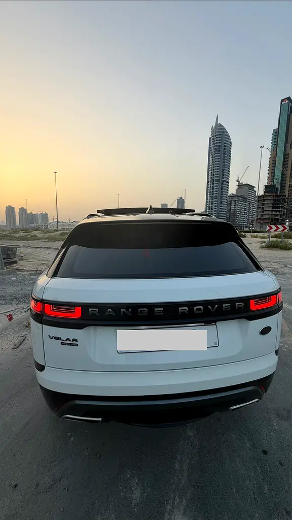2018 Land Rover Range Rover Velar P380 SE | GCC Specs - Image 5