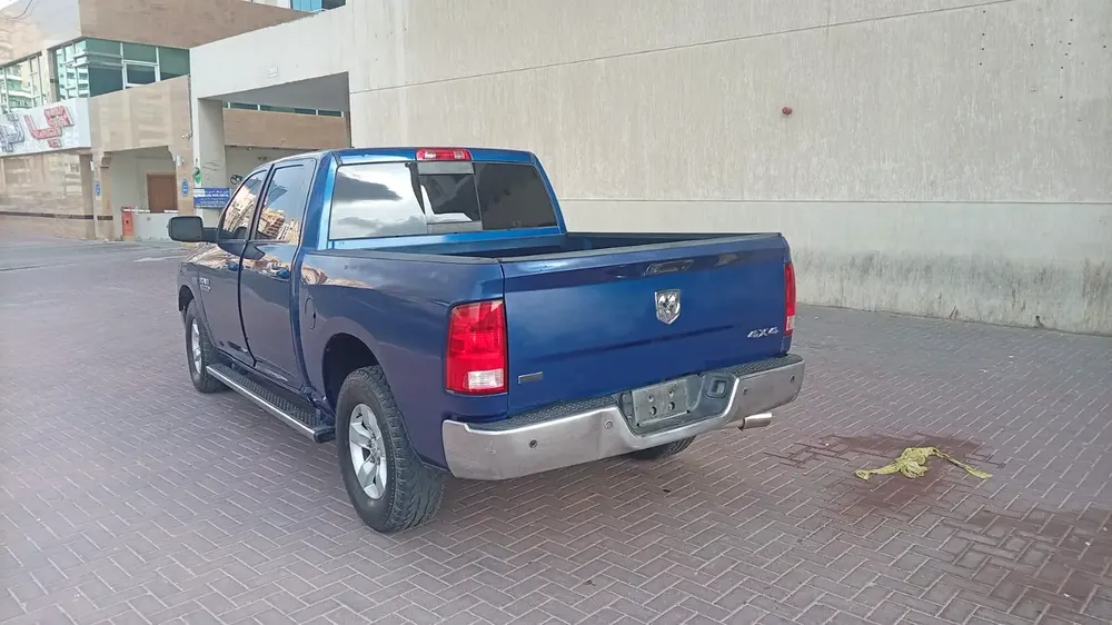 RAM 1500 2015 GCC SPECS FULLY LOADED LADY DRIVEN - Image 6