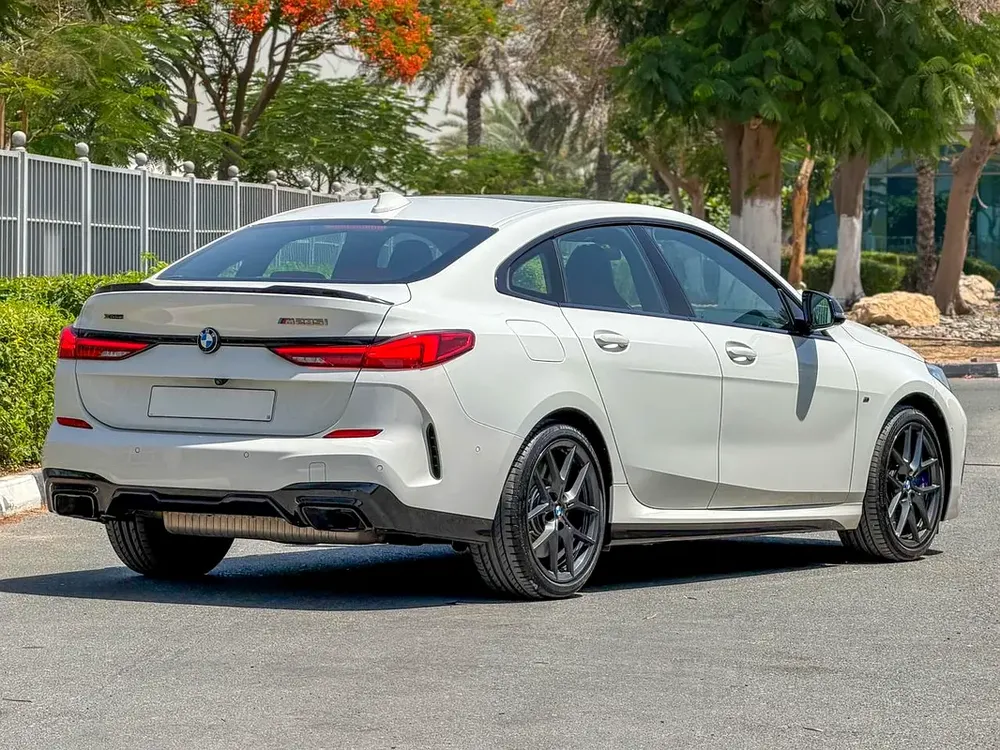 2022 BMW 2-Series M235i xDrive GCC Specs - Low Mileage - Image 5