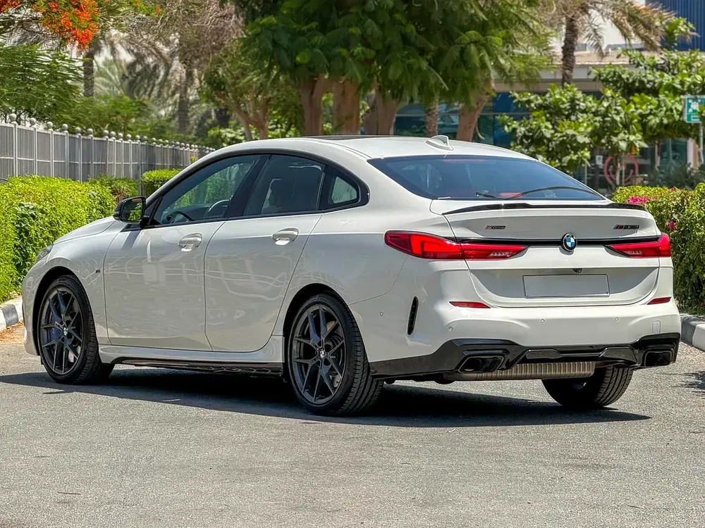 2022 BMW 2-Series M235i xDrive GCC Specs - Low Mileage - Image 6